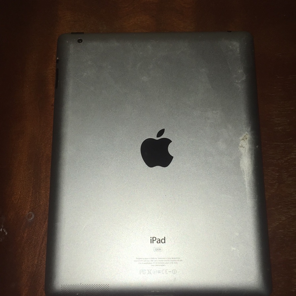 iPad - Picture 2 of 2